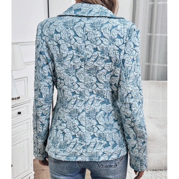 Classic Floral Textured Button Minimalist Blazer - Picture 5 of 10